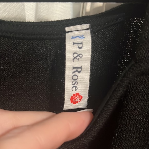 Boho off the shoulder bell sleeve Top by P& Rose Size- M NWT - Picture 7 of 9